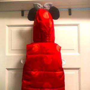 Minnie Mouse puffer vest